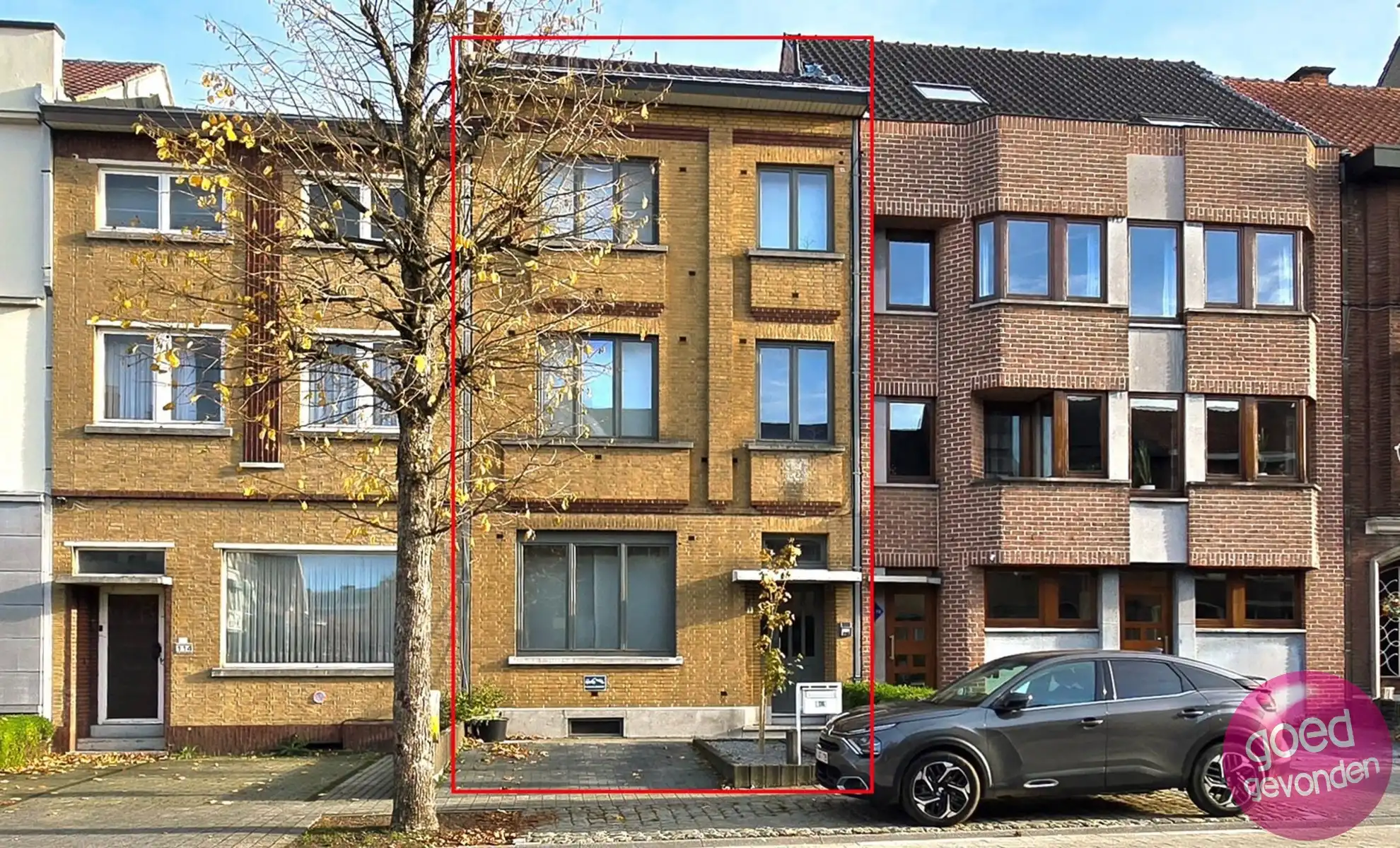 HERENHUIS - 5 SLK - TERRAS 60m² - GARAGE - PARKING - CENTRUM foto {{pictureIndex}}