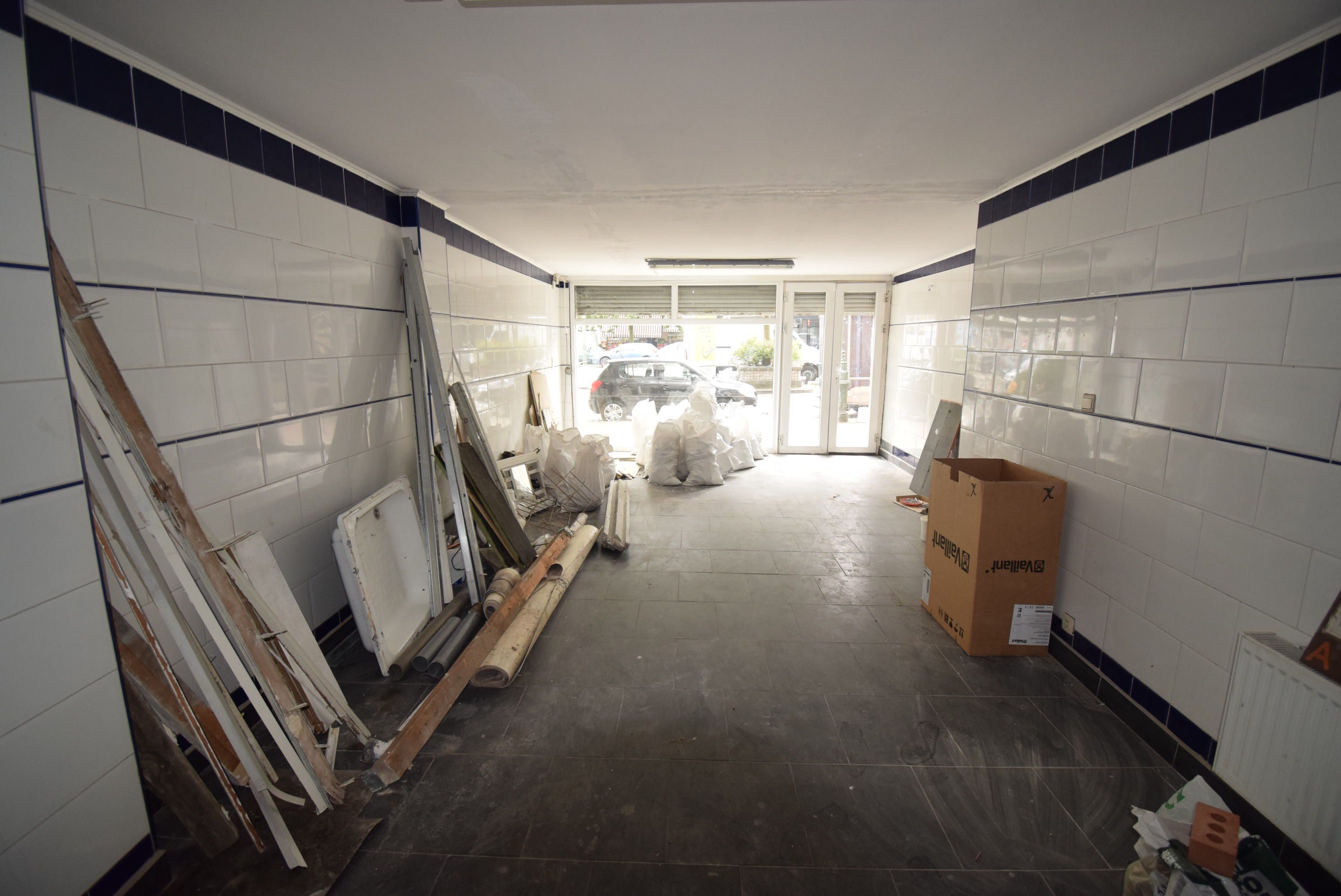 Opbrengstgebouw met commercieel gelijkvloers foto 2