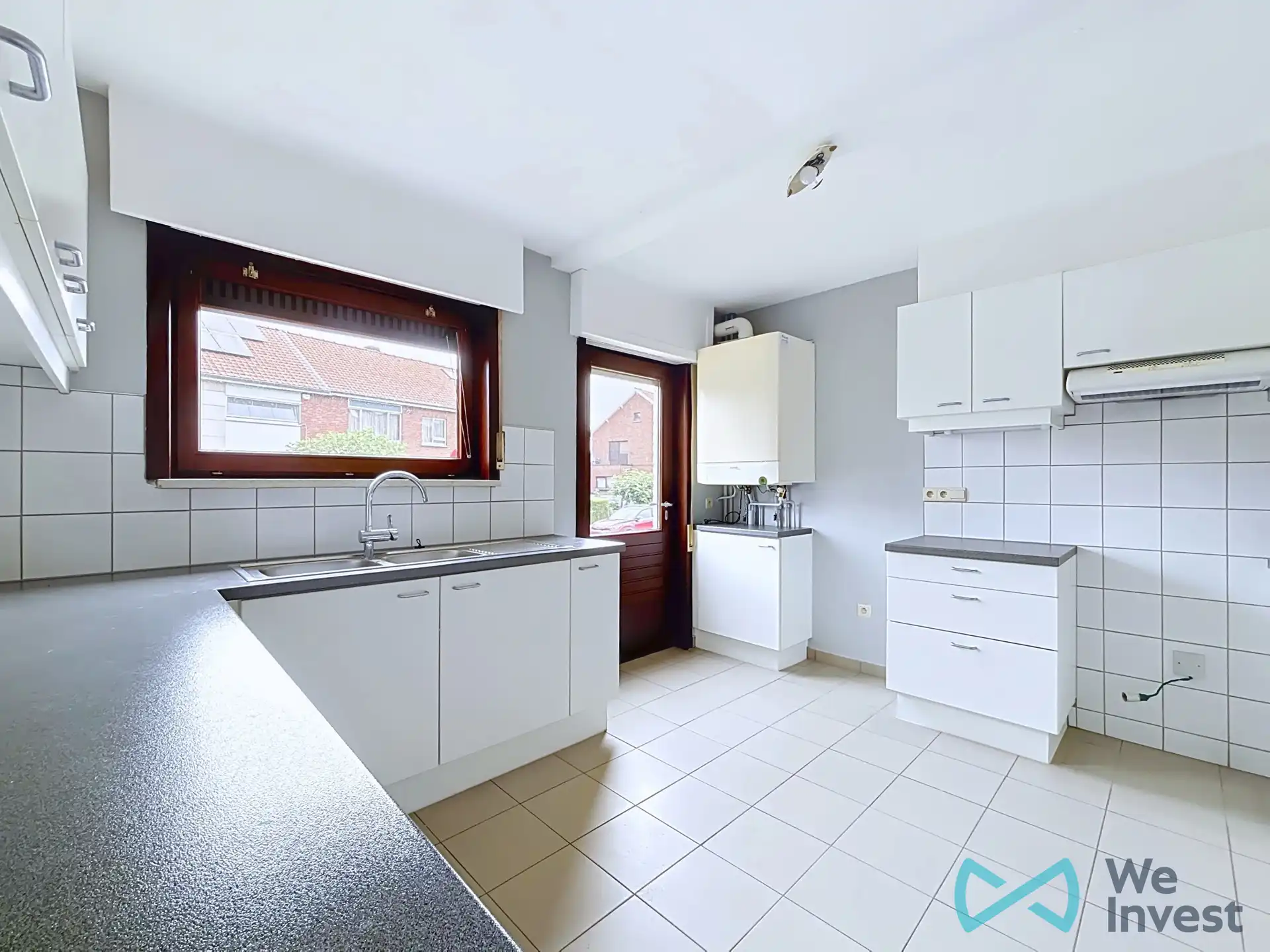 Gezinswoning met 3 slaapkamers en tuin op toplocatie!  foto 8