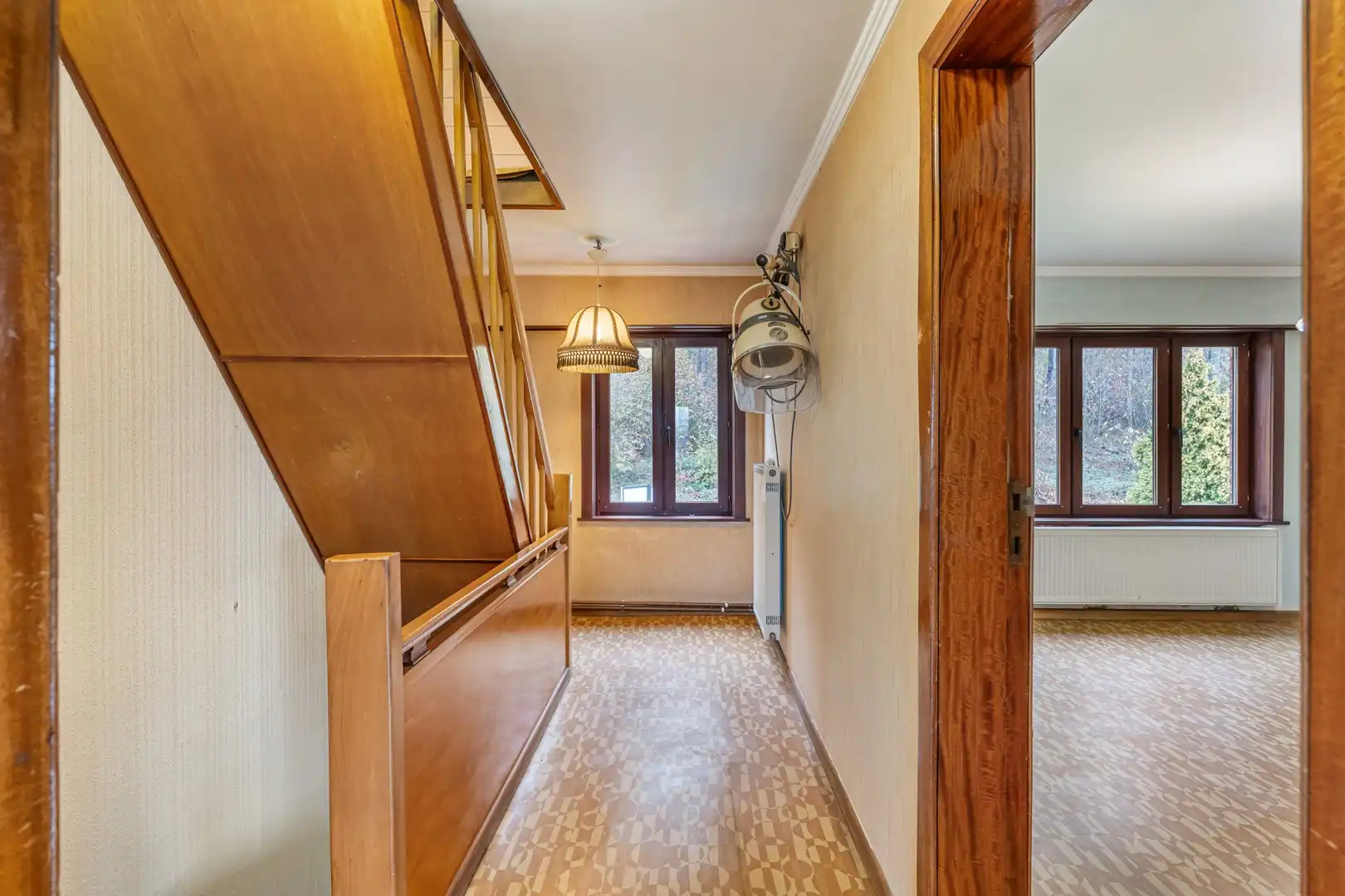 Te renoveren woning op ruim perceel met tal van mogelijkheden foto 13