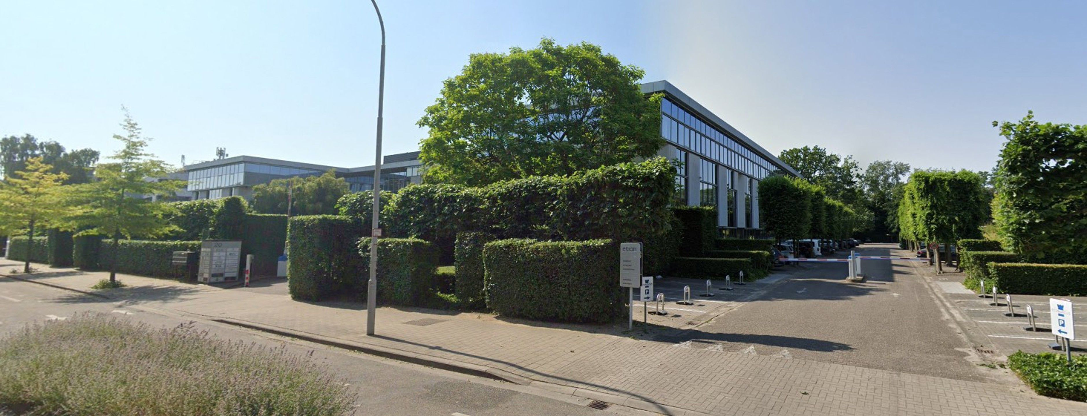 Standingvol Gerenoveerd Kantoor Te Huur In Wilrijk foto 12