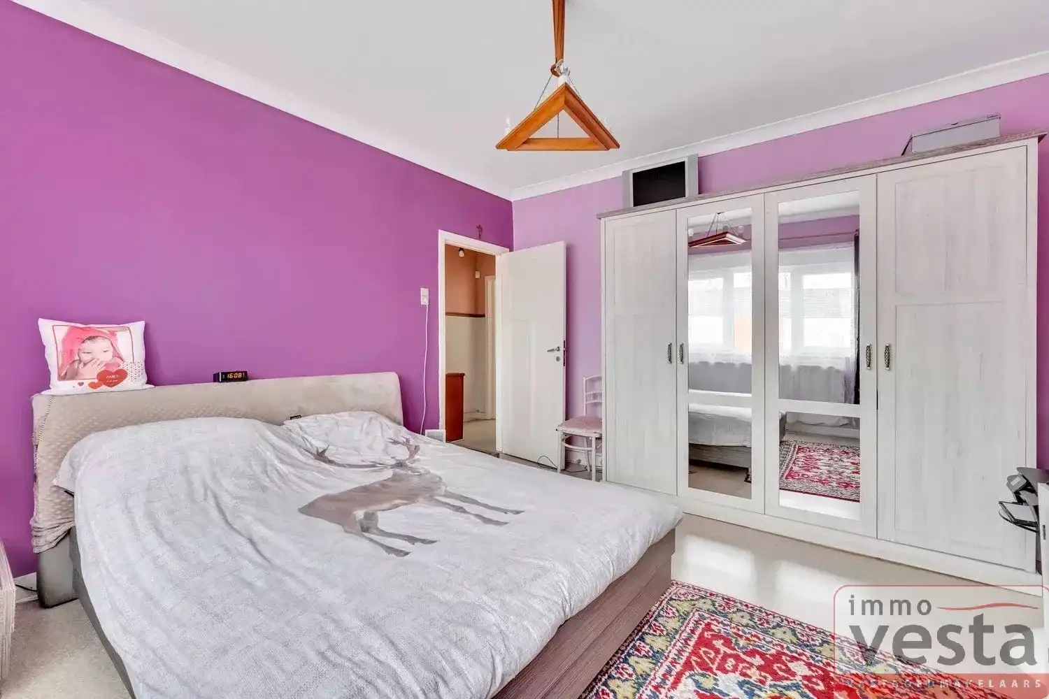 Ruime, te renoveren halfopen woning foto 23