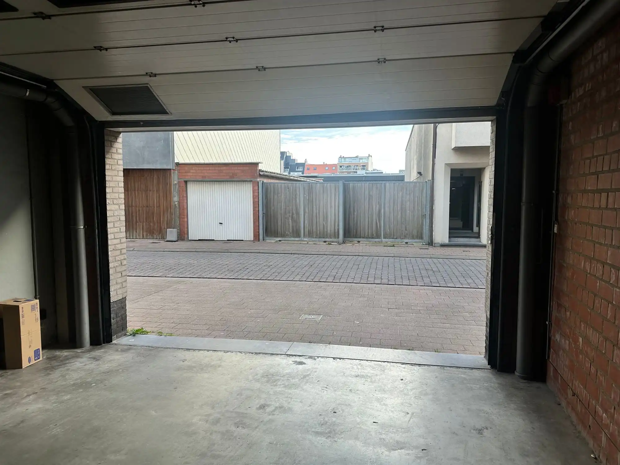 Grote (dubbele) garage in centrum! foto 8