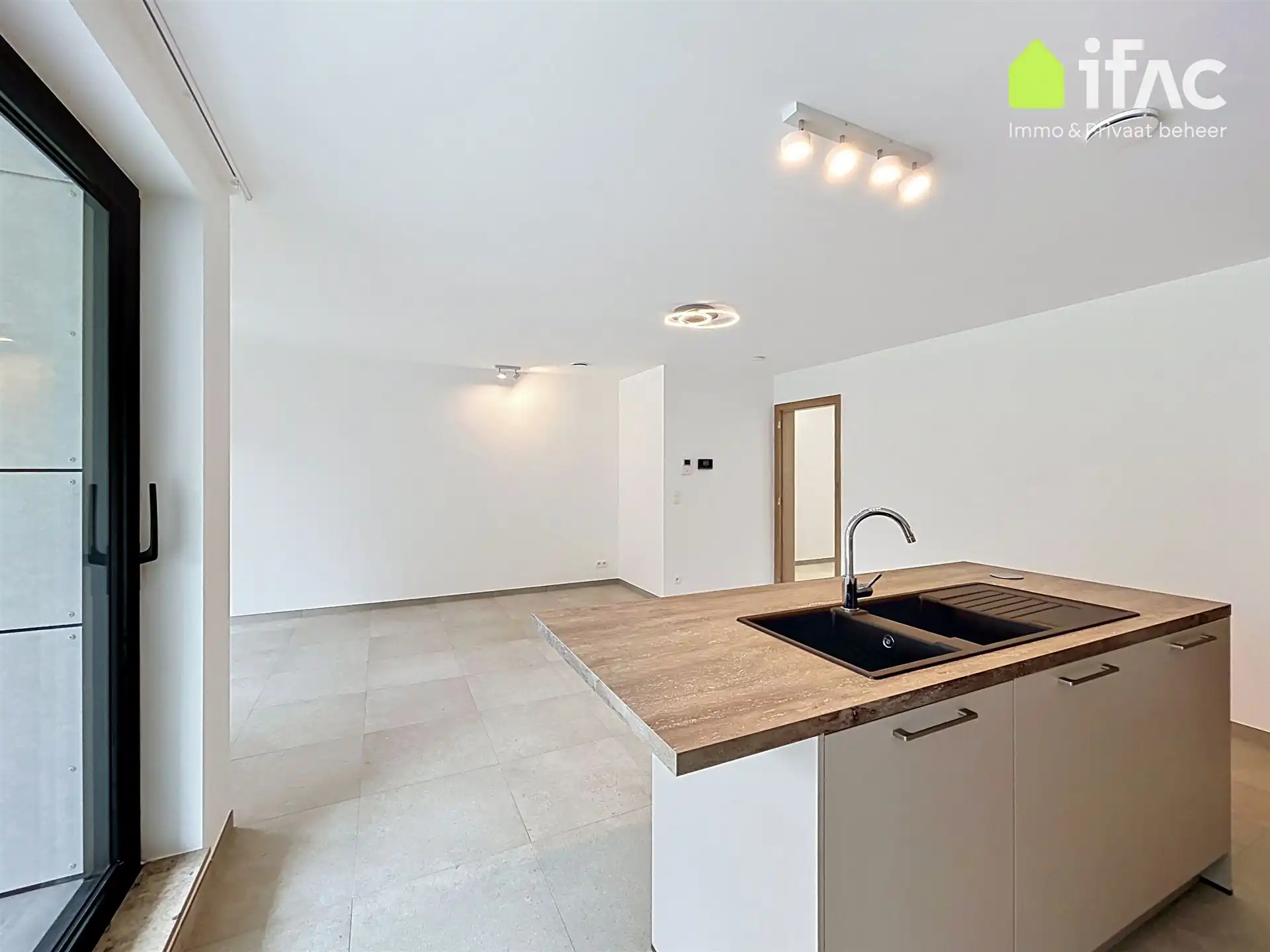 Energiezuinig nieuwbouwappartement inclusief staanplaats foto 2