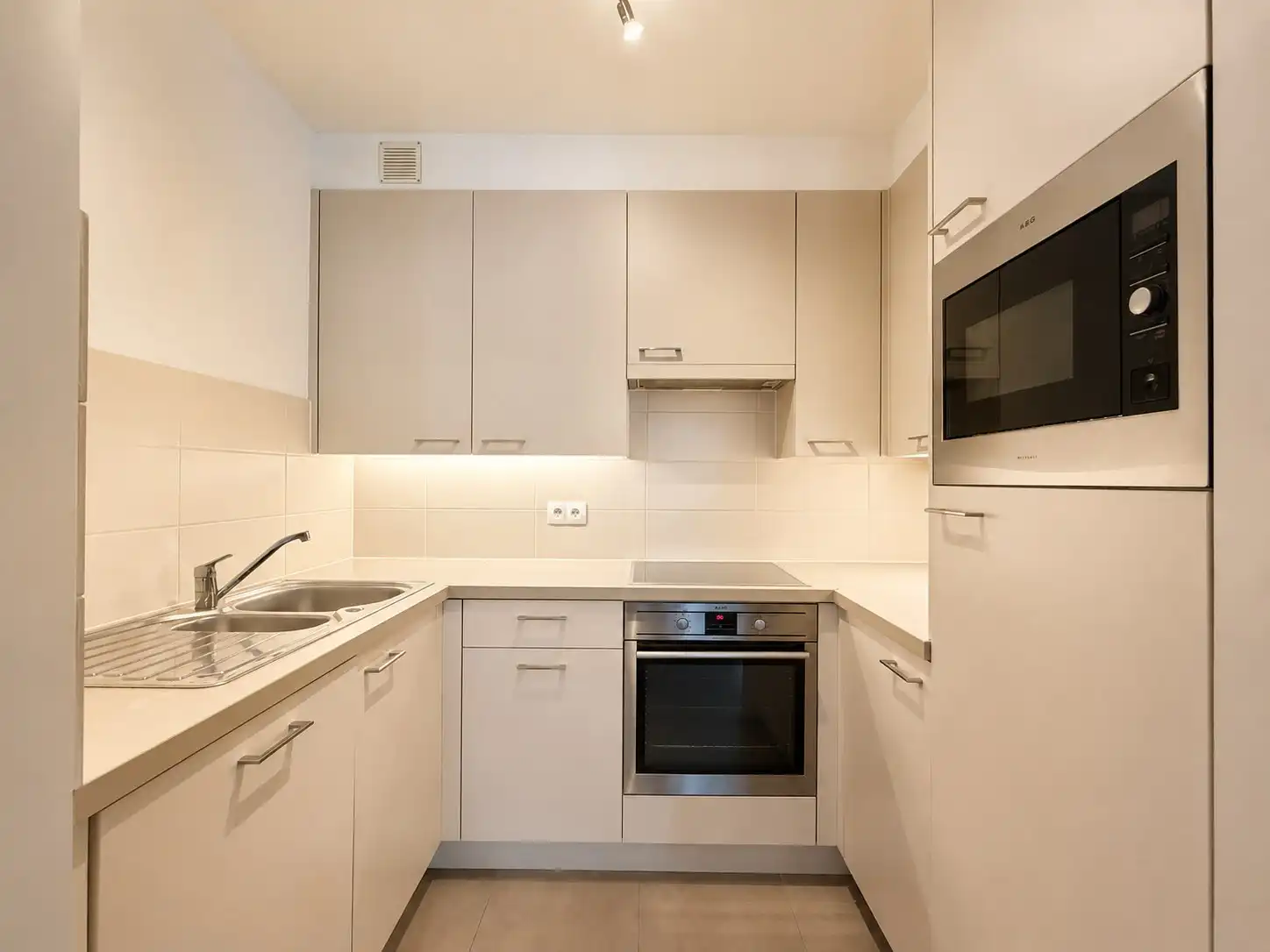 Energiezuinig appartement met terras te Zeebrugge foto 6