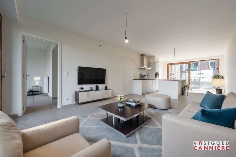 !LAATSTE KANS AANKOOP 6% BTW ! Instapklaar 2 slaapkamerappartement in residentie DAC'ART Izegem. foto {{pictureIndex}}