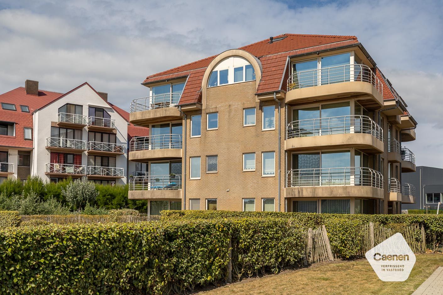 zongericht appartement met 2 slaapkamers foto {{pictureIndex}}