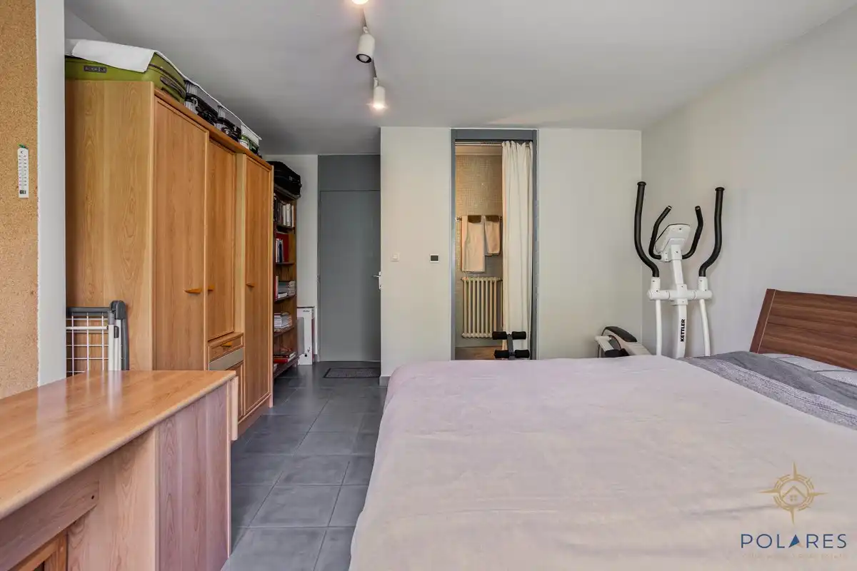 handelspand met ruime woning foto 34