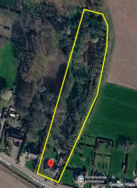 Ruime woning gelegen in een groene omgeving foto 28