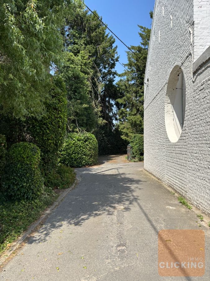 Slim wonen in stijl: volledig gerenoveerde woning in het groene Borchtlombeek foto 28