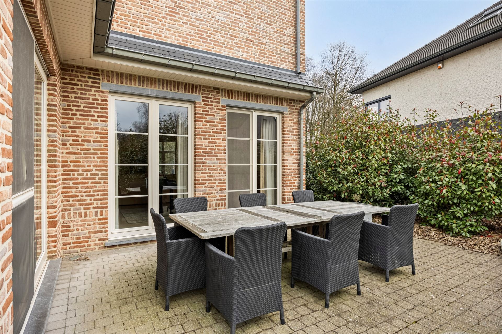 Prachige villa in doodlopende wijk foto 31