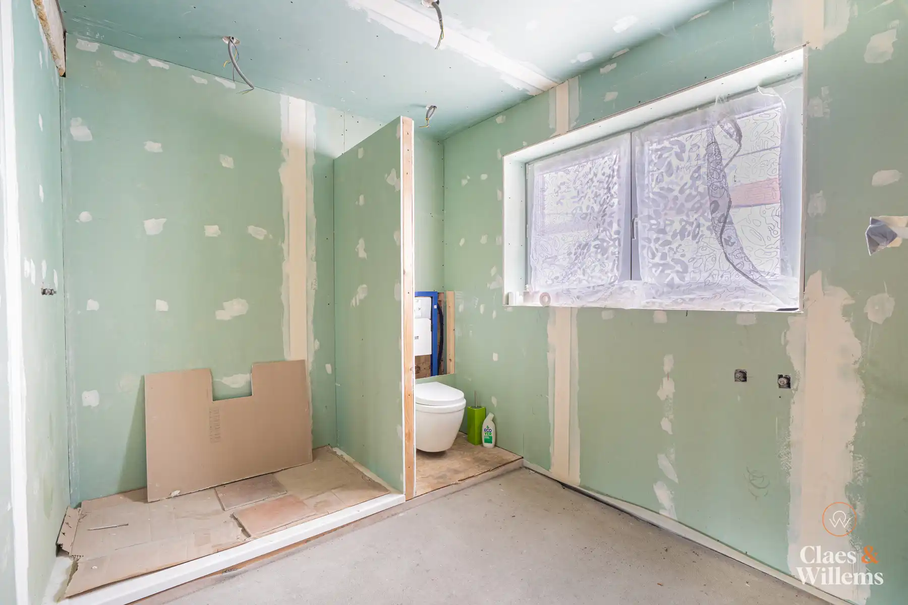 Af te werken woning in centrum Galmaarden. foto 17