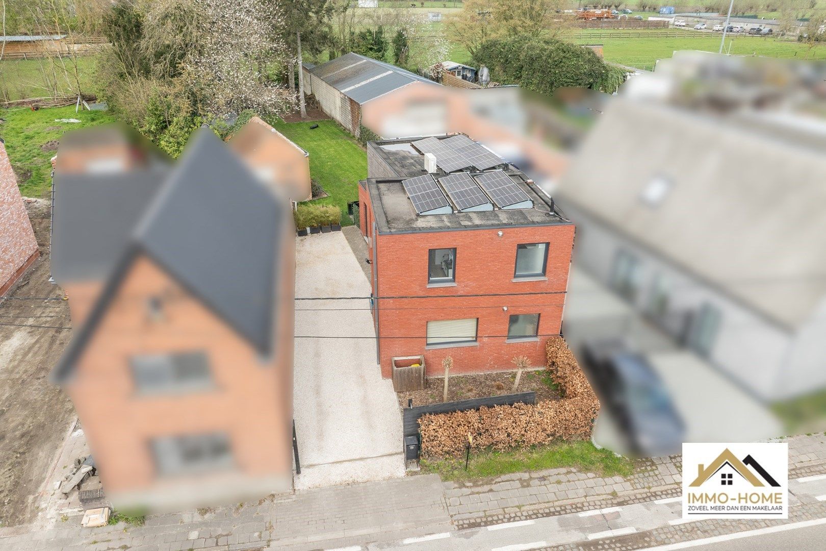 Moderne vrijstaande woning te Laarne foto {{pictureIndex}}