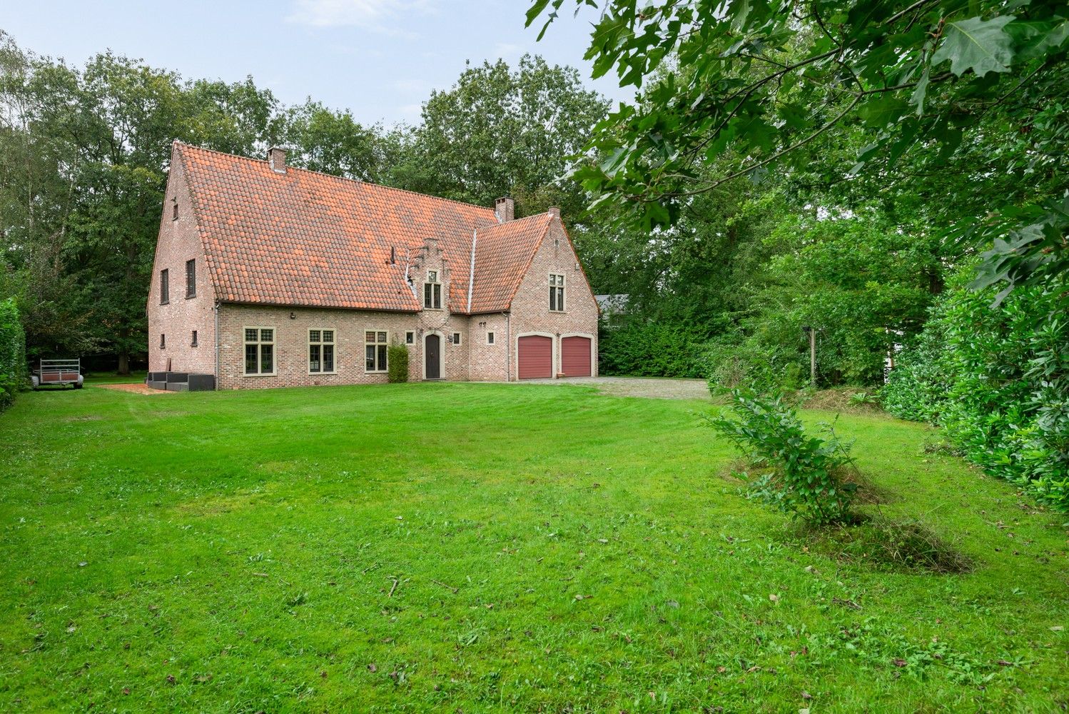 Charmante villa met 5 slaapkamers, 2 badkamers op 2144m² te Schotenhof! foto 29