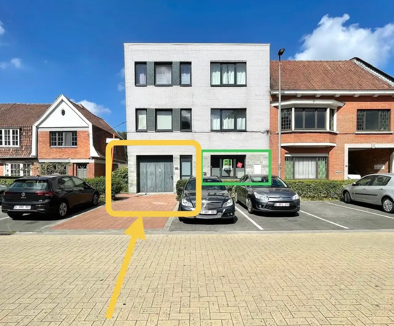 CENTRAAL GELEGEN OPSLAGPLAATS | 100 M² foto {{pictureIndex}}
