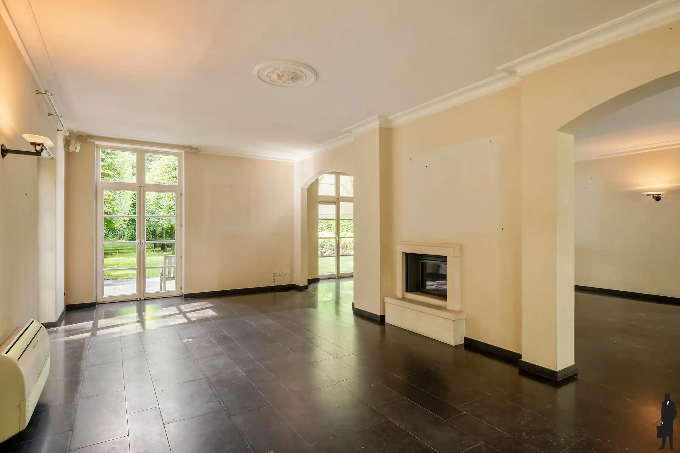 Op absolute toplocatie gelegen villa! foto 9