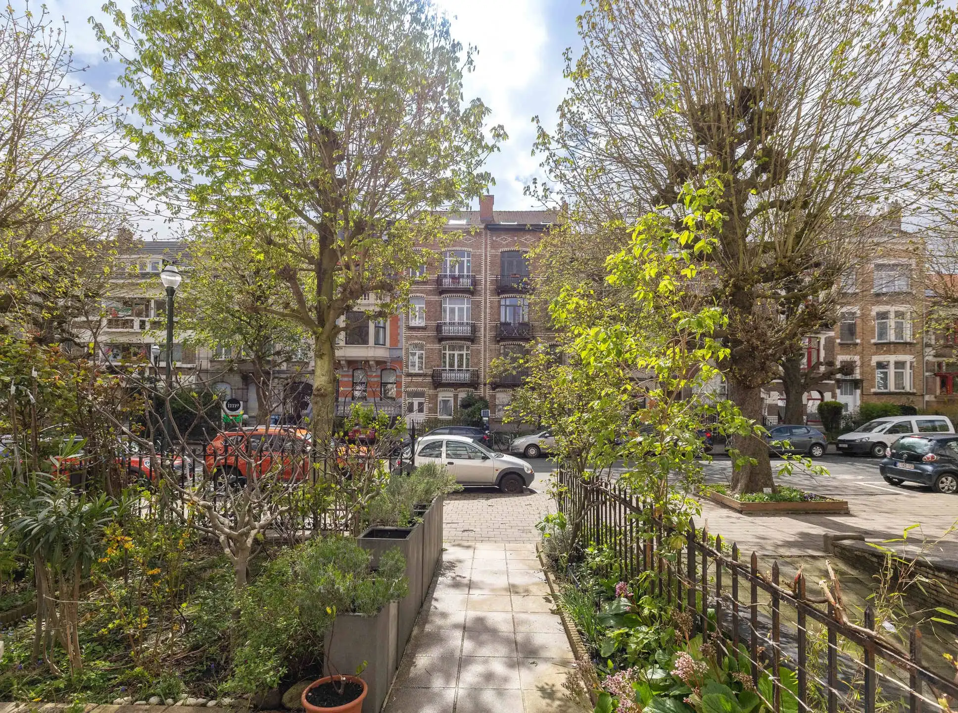 Lichtrijk gerenoveerd appartement met charme foto 5