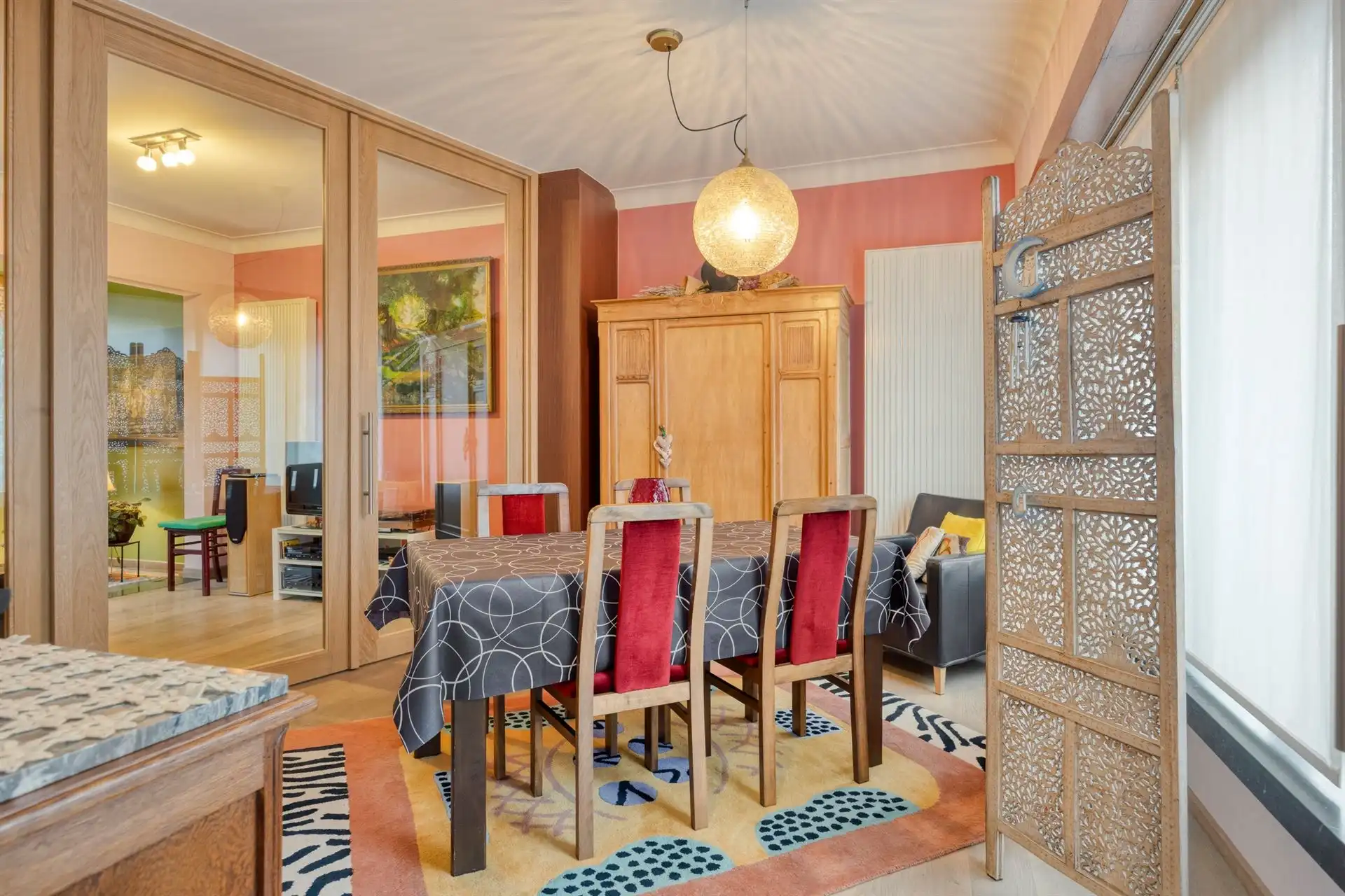 Bel-étagewoning van 231 m² met 3 slaapkamers, tuin & garage! foto 3