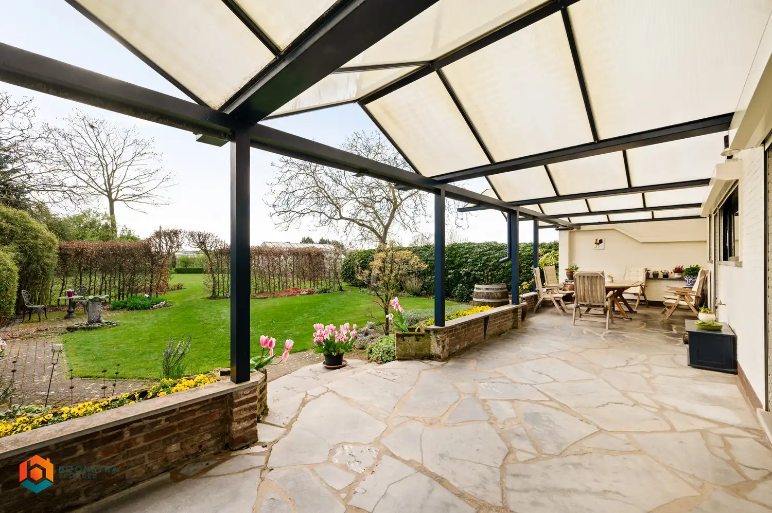 Ruime woning met 4 slpkrs, sfeervolle tuin en bijgebouw op perceel van 2206m² te Duffel foto 18