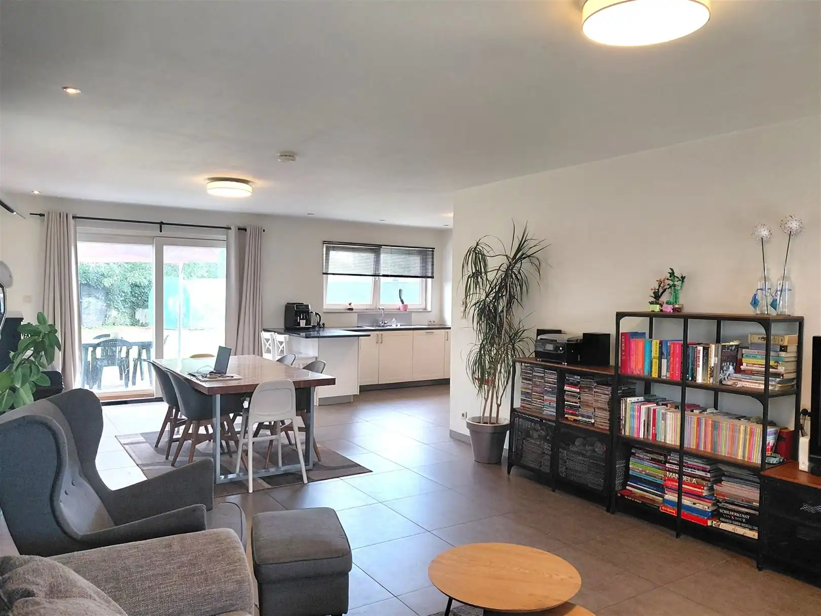 TE HUUR: Gezinswoning met 4 slaapkamers in een doodlopende straat te Zolder! foto 4