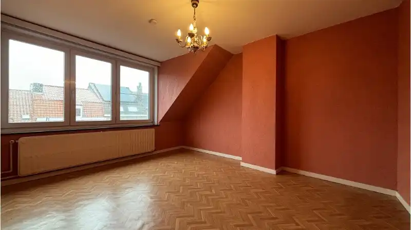 Comfortabele 3-slaapkamerwoning met tuin + zeer ruime GARAGE te koop in Brugge foto 10