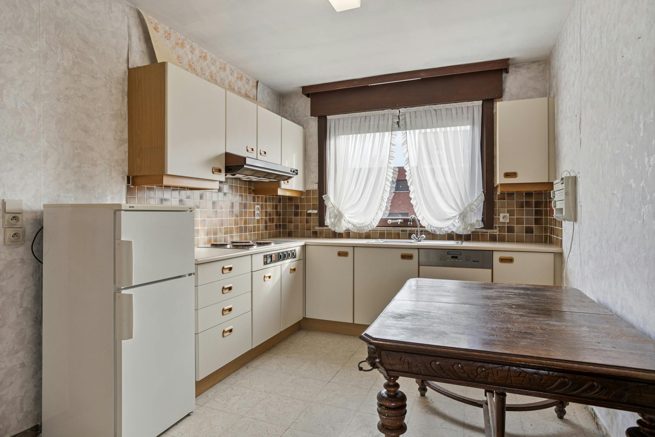 Leuk huis met potentieel te koop in de Abeelseweg in Poperinge foto 7