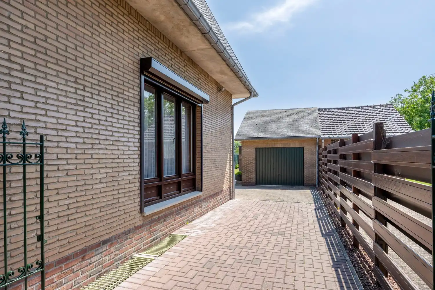 Charmante vrijstaande woning met 4 slaapkamers op een ruim perceel nabij Maaseik foto 31