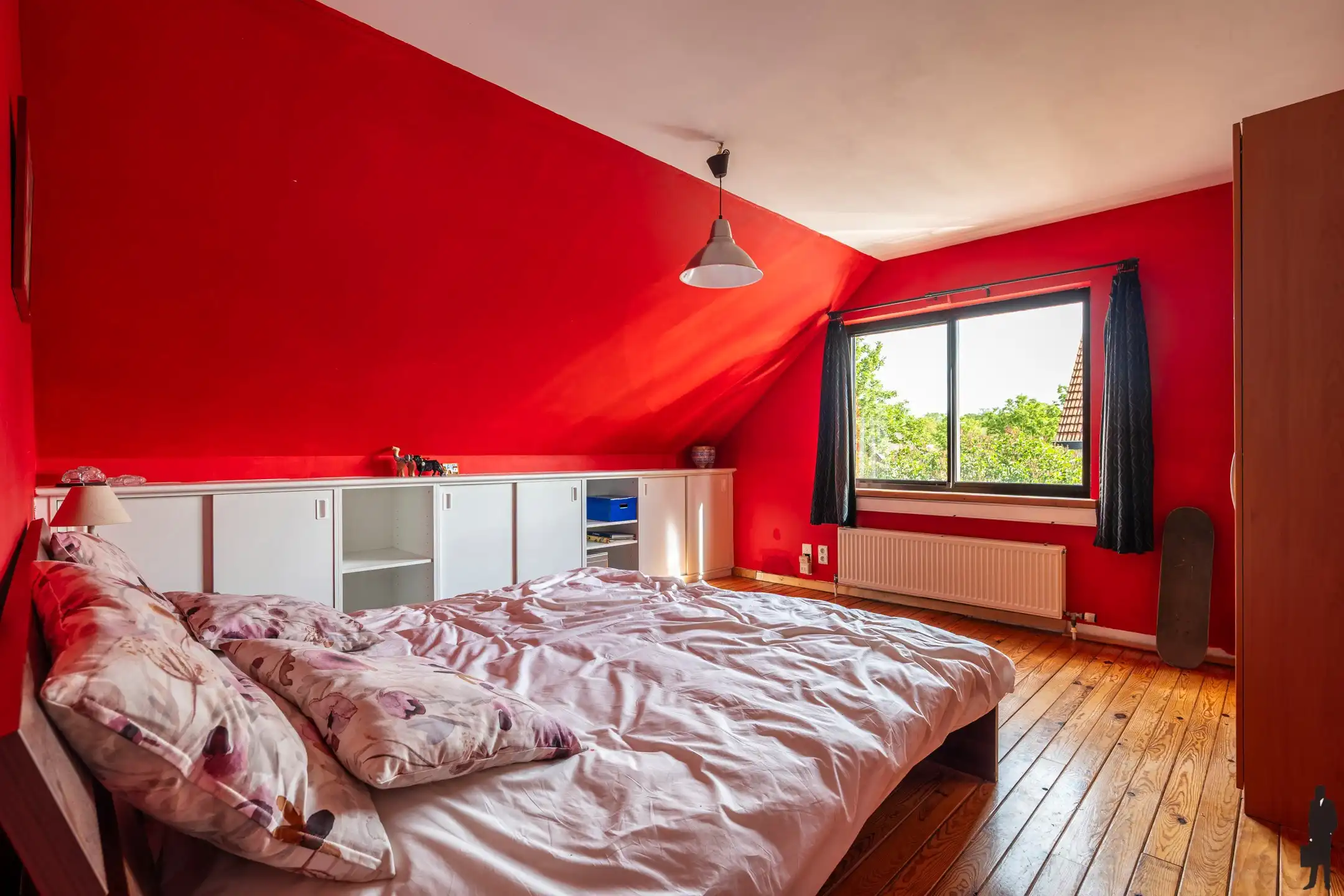 Vrijstaande, ruime gezinswoning met 5-7 slpk. en/of mogelijkheden tot kantoor - beroep aan huis foto 21