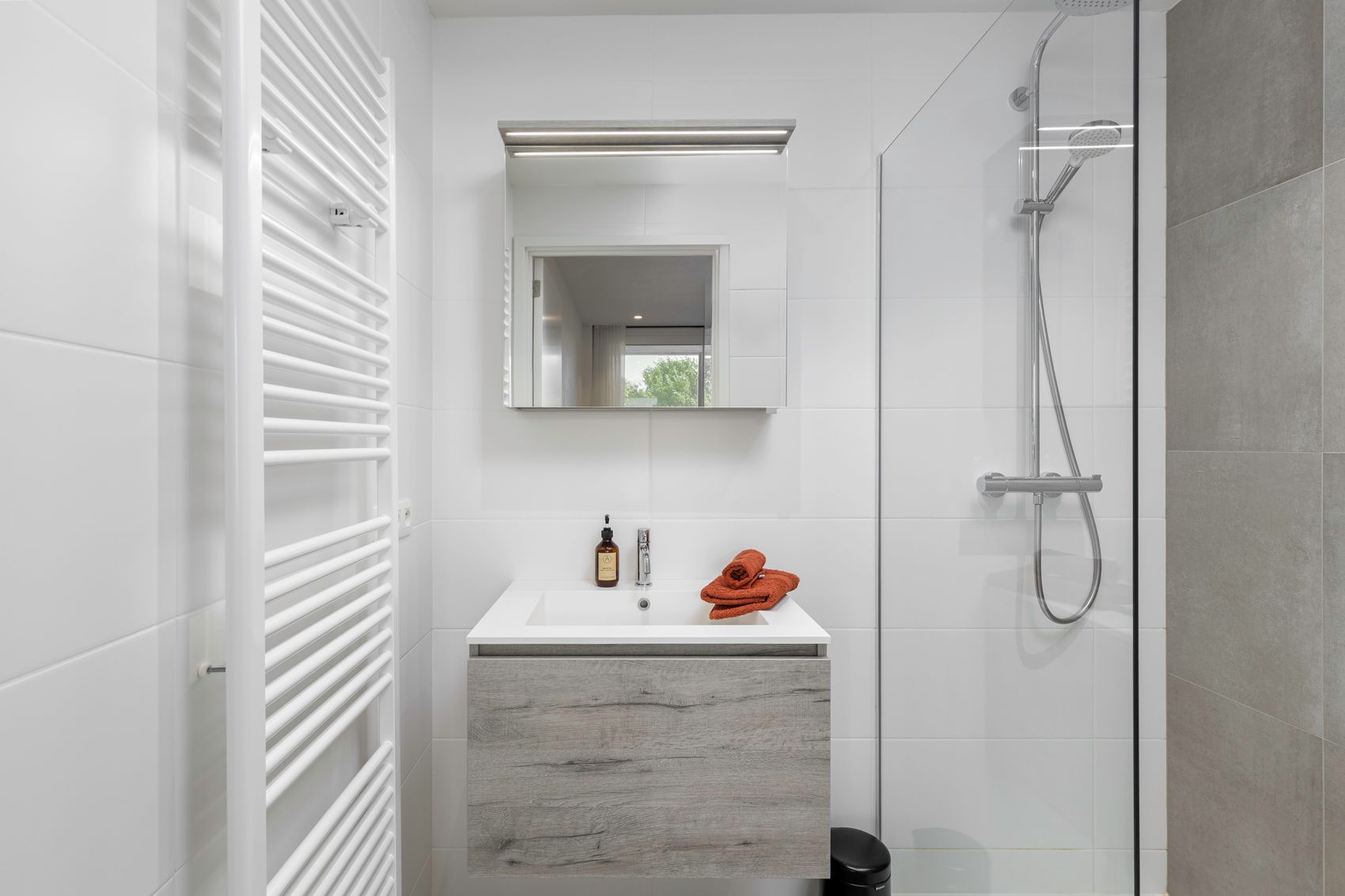 Vakantie appartement nabij het Staf Versluyscentrum foto 9