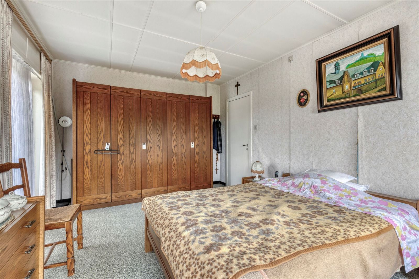 Driegevelwoning gelegen in groene omgeving foto 13