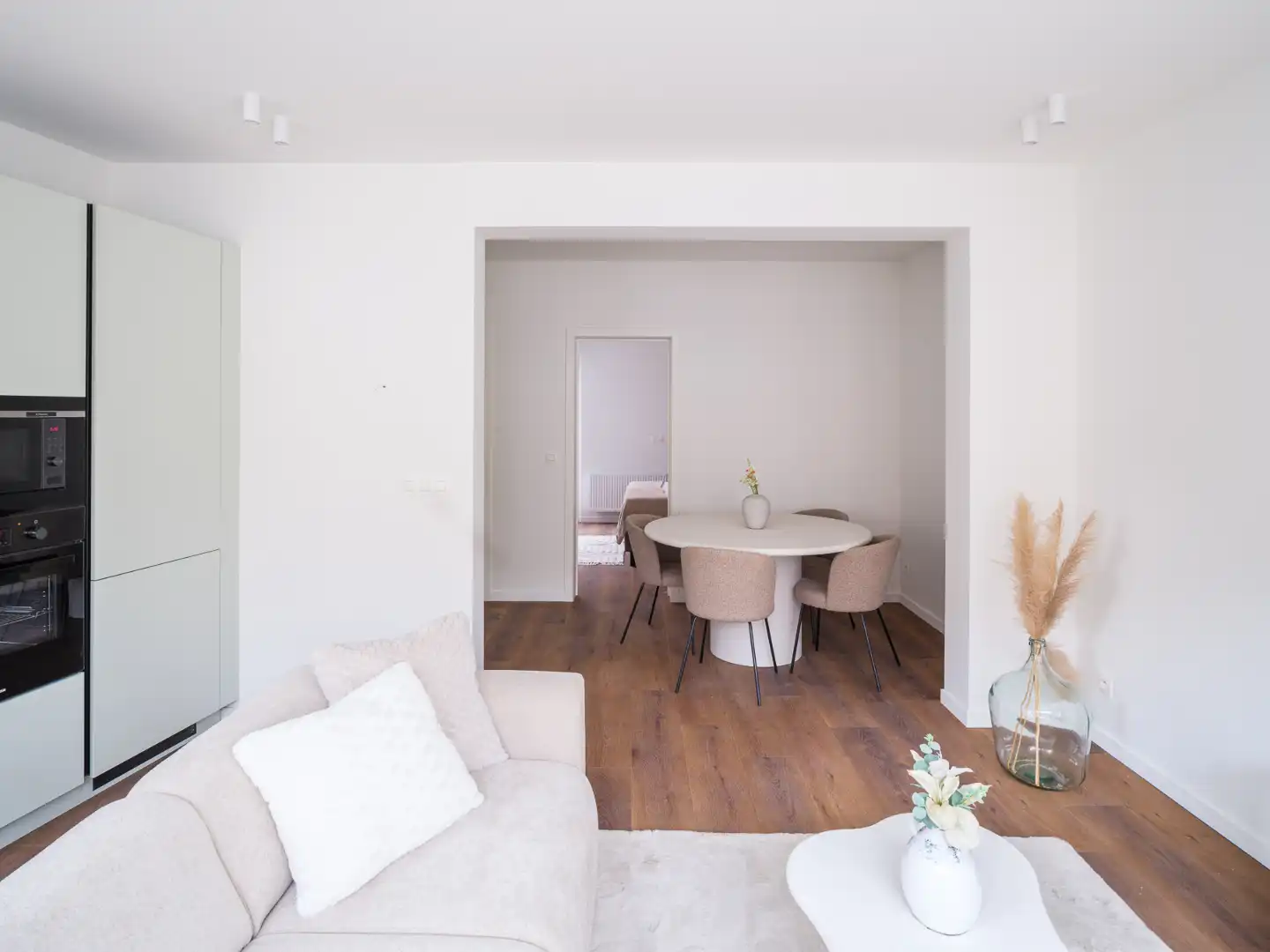Volledig gerenoveerde opbrengsteigendom met zes appartementen nabij Gent-Sint-Pieters foto 21