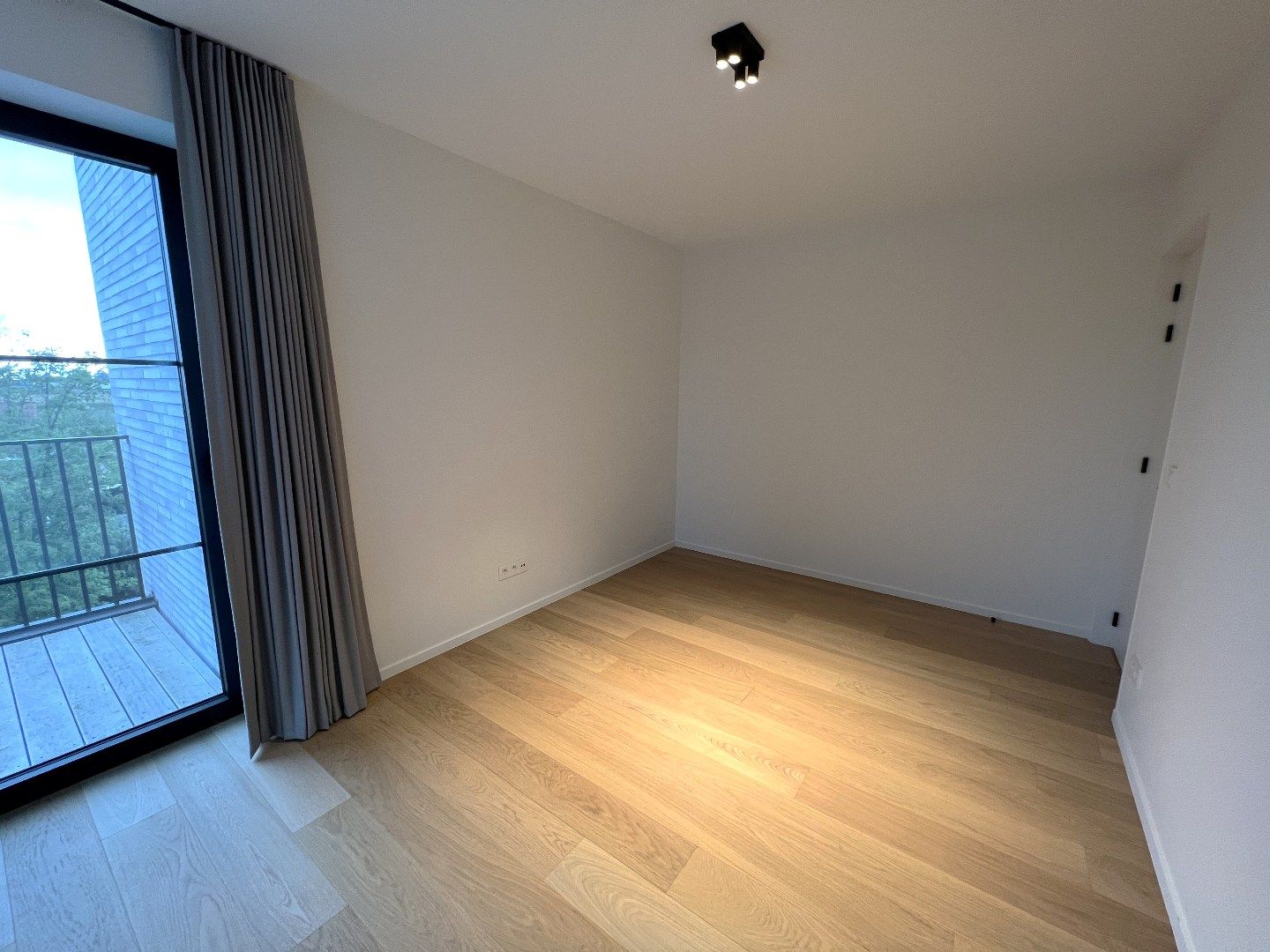 STIJLVOL PENTHOUSE IN RESIDENTIE DE POST IN LANGEMARK MET UNIEK UITZICHT OP DE VIJVER foto 13