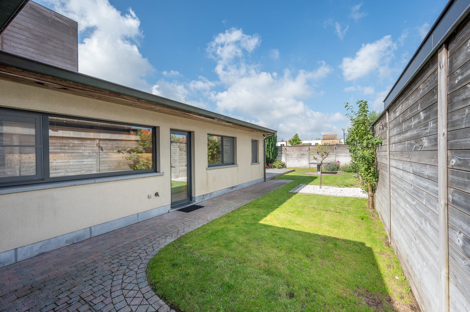 Ongemeubeld: leuke woning te oud Knokke! foto 15