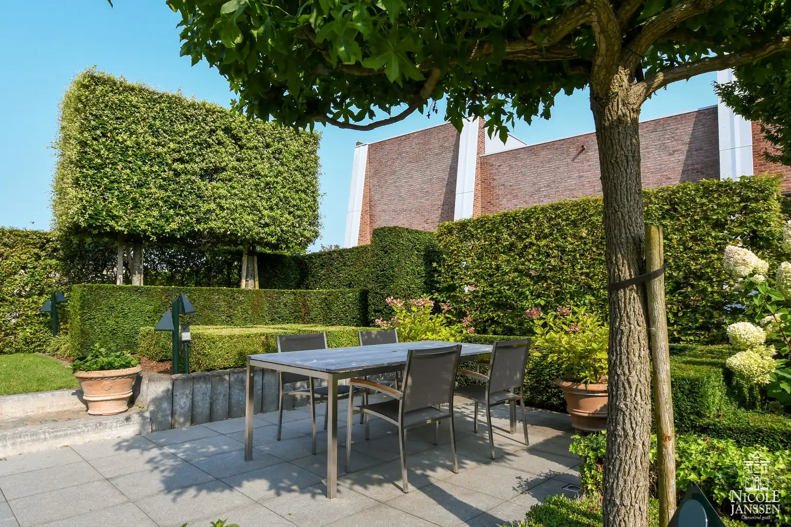 Statige villa met multifunctionele ruimte foto 28