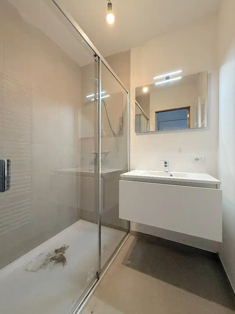 Tuinappartement met parking te Sint-Andries - 1 slpk foto 5