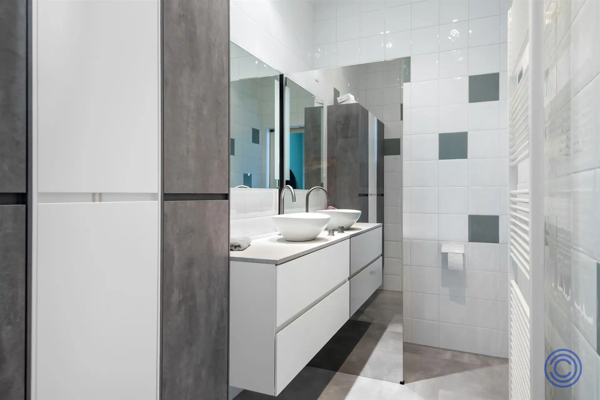 Gezellige, ruime gezinswoning met dakterras, middenin de stad! foto 8