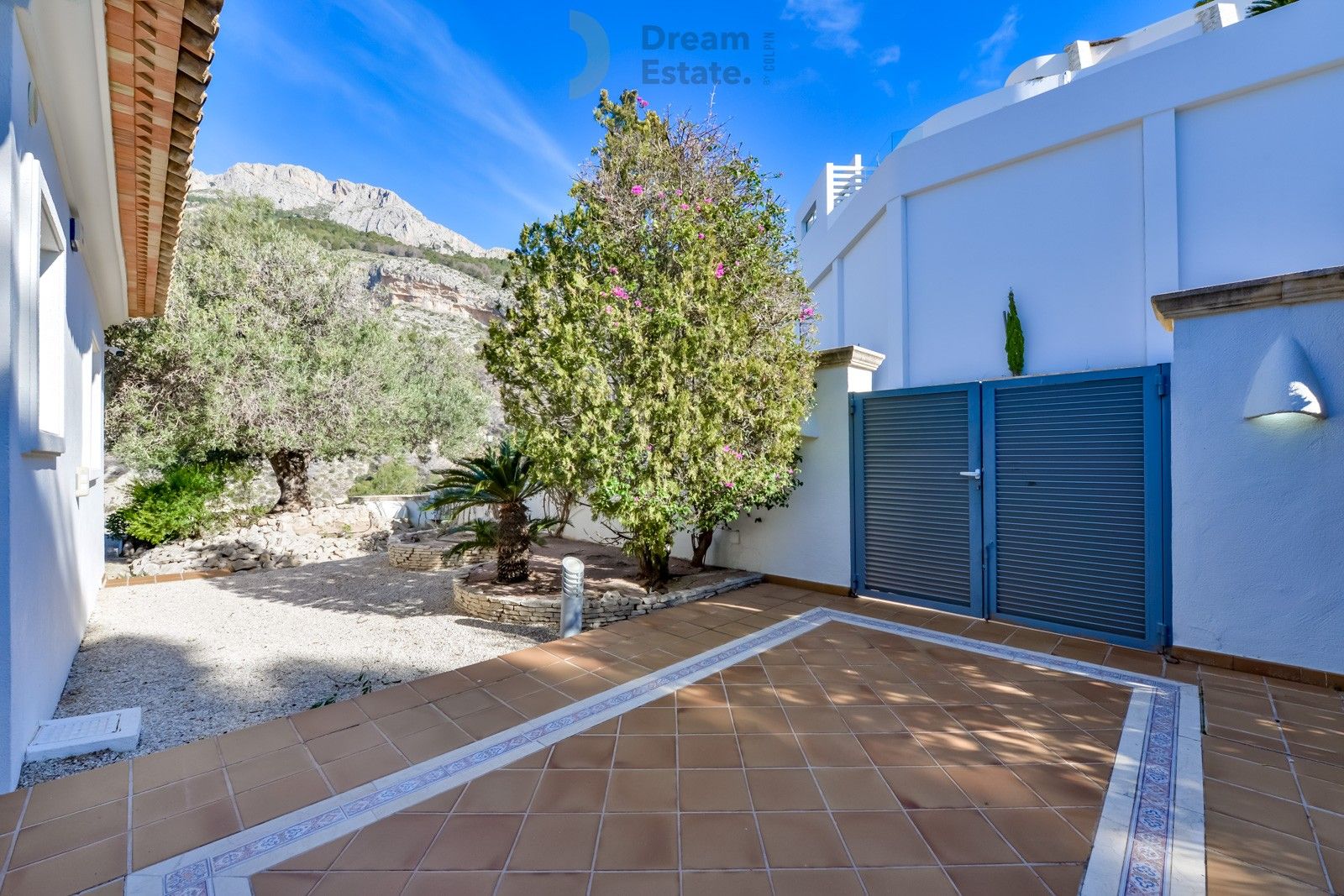 Exclusieve luxe villa in Altea – Waar elegantie en panoramisch uitzicht samenkomen foto 4