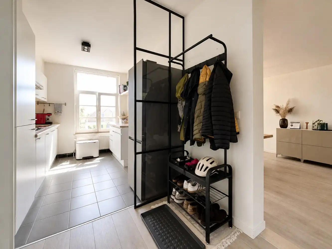 Lichtrijk en volledig instapklaar 2-slaapkamerappartement op topligging in Heverlee foto 3