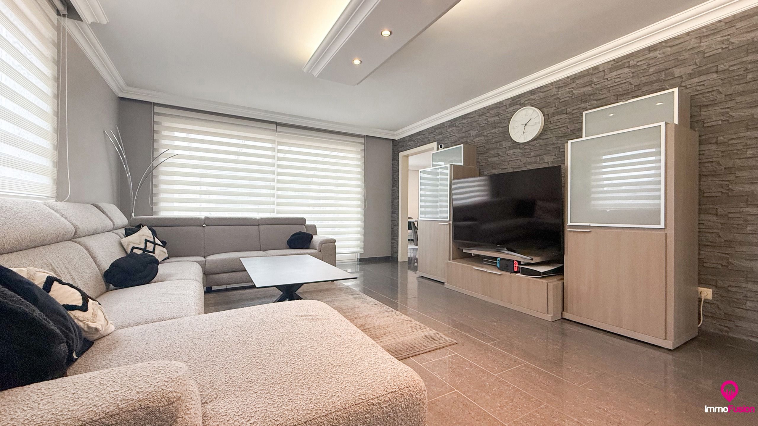Instapklare woning met 3 slpks, tuin en garage in Lillo! foto 6
