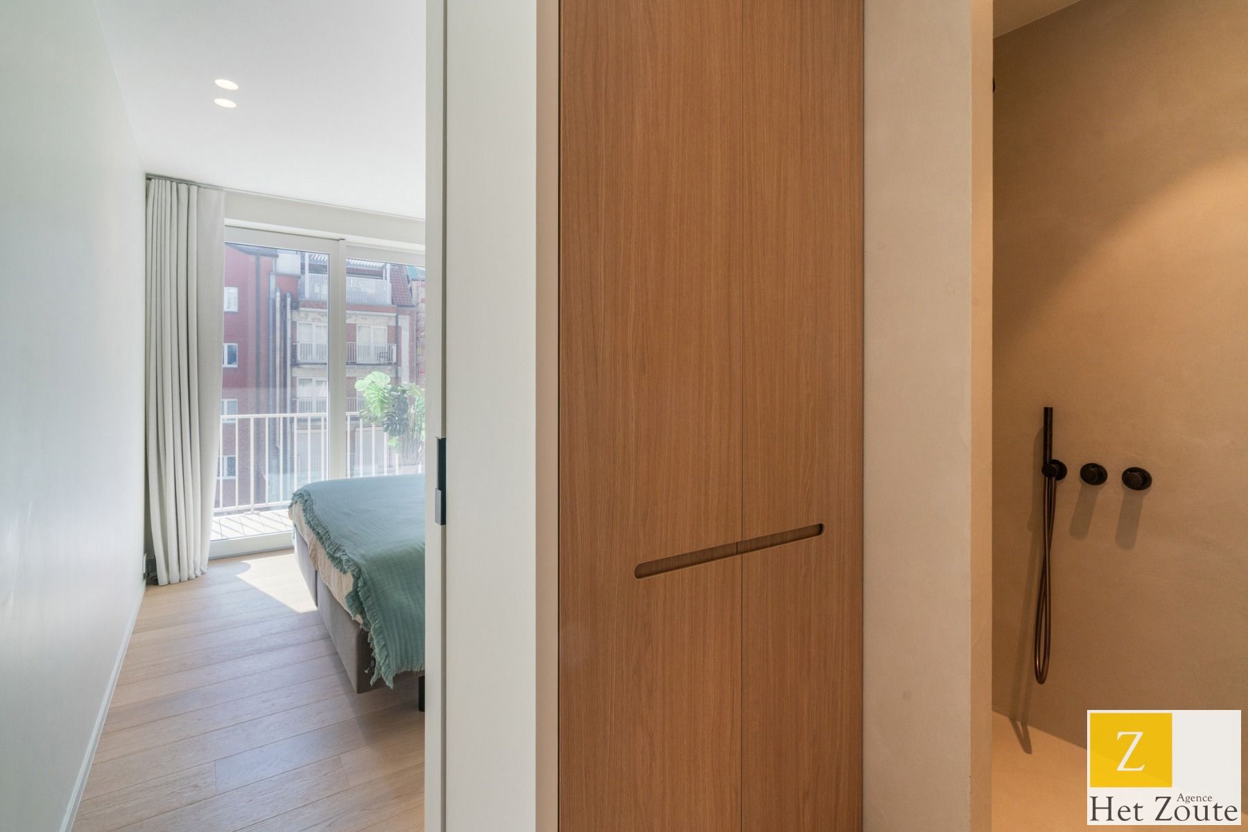 Elegantie, exclusieve luxe en frontaal zeezicht in Het Zoute foto 19