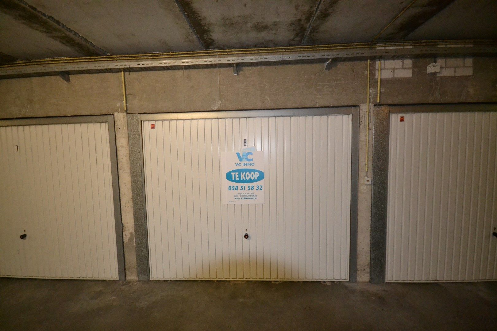 Gesloten garageboxen in de Res. Calypso Hill,  centrum  Oostduinkerke-bad foto 2