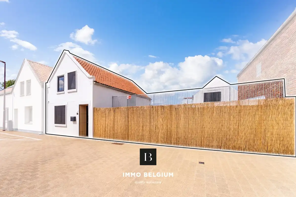 Gerenoveerde woning nabij het strand van de Vosseslag foto 3