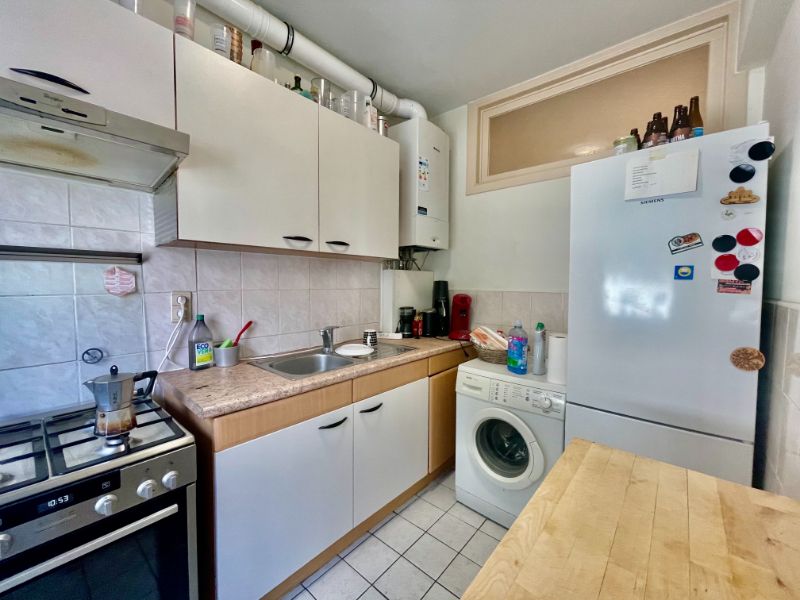 INSTAPKLAAR TWEESLAAPKAMER APPARTEMENT TE HUUR IN HARTJE GENT foto 4