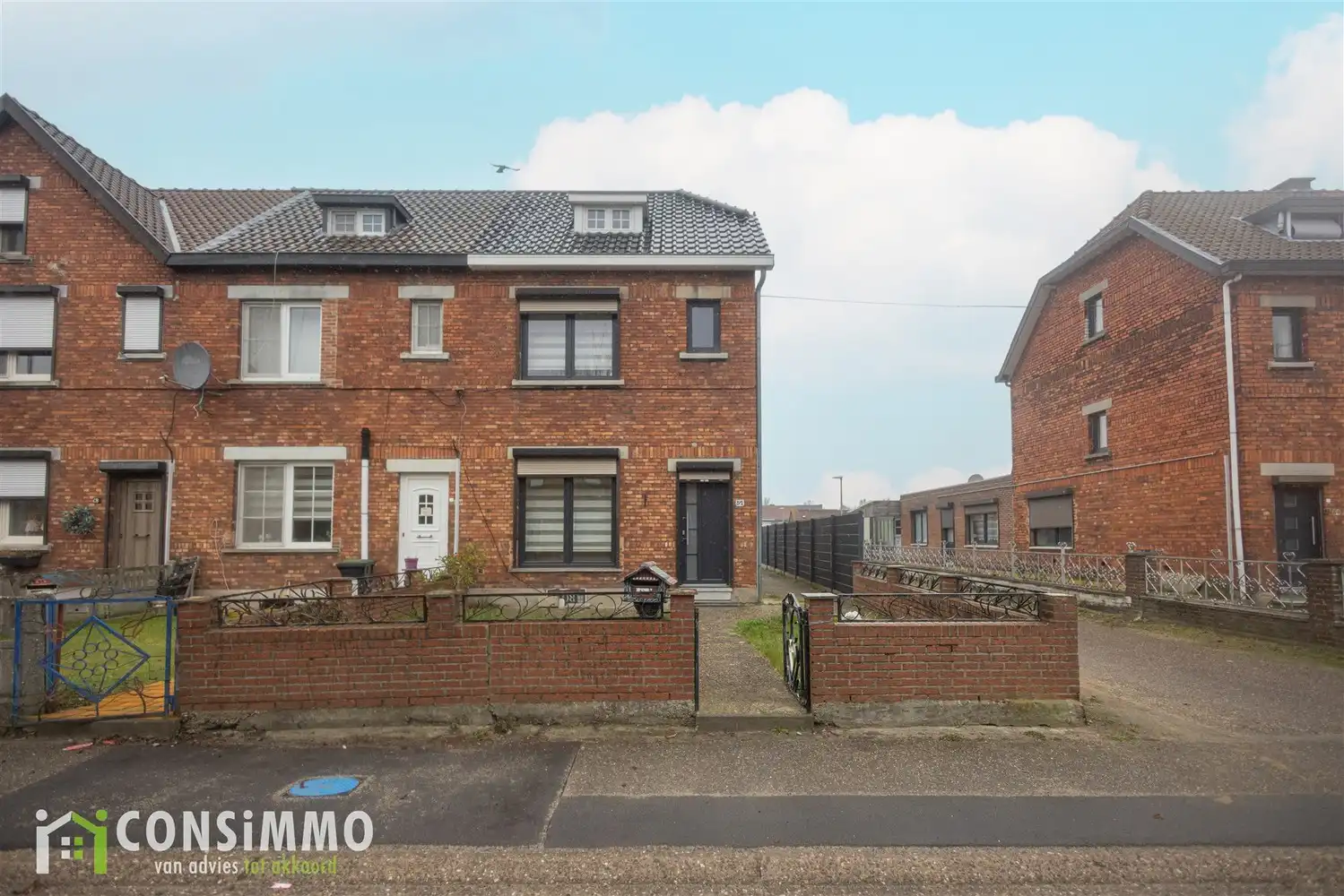 Instapklare en energiezuinige woning in Genk-Zwartberg foto 2