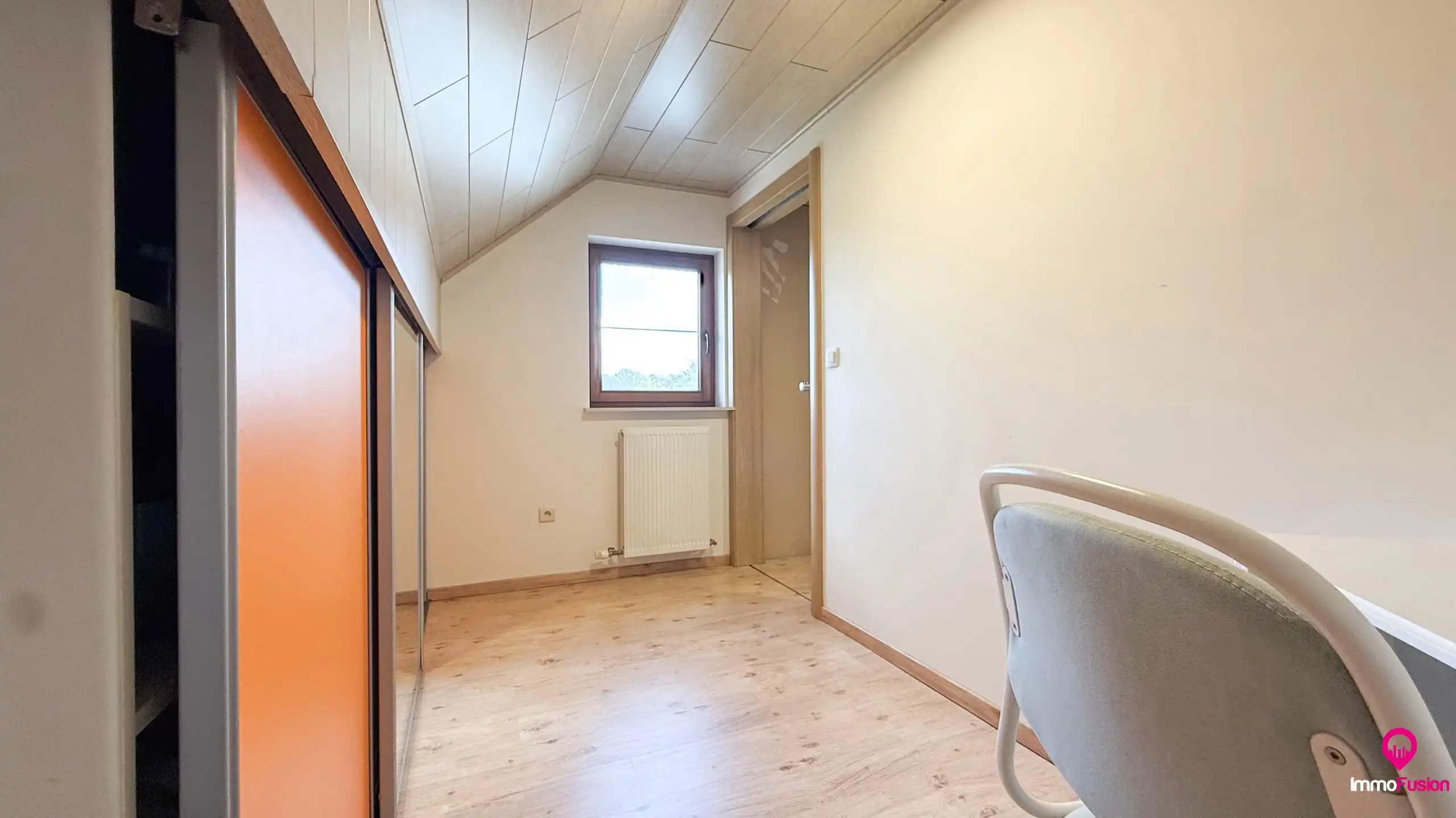 Charmante woning met 5 slaapkamers op een ruim perceel foto 31