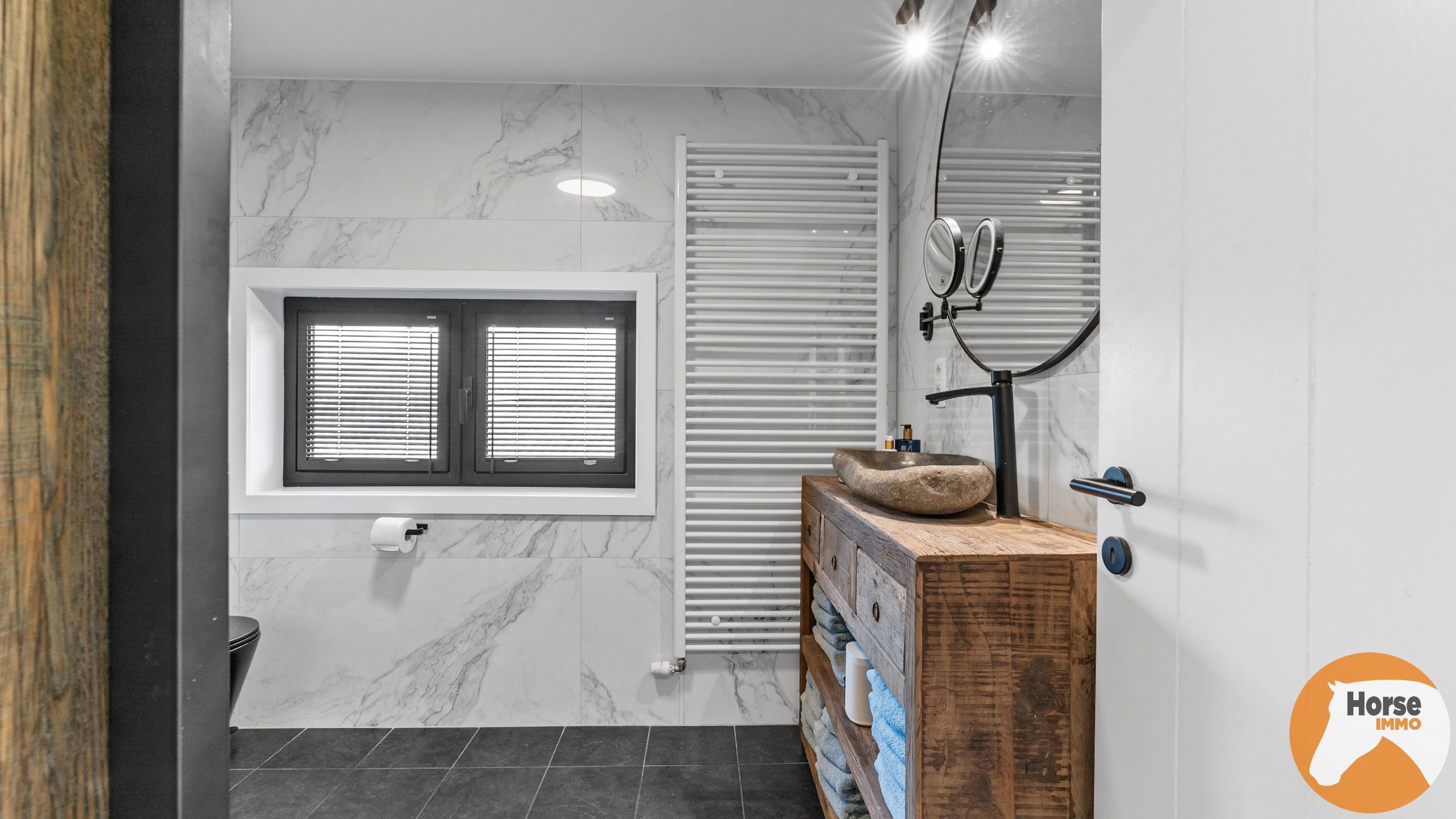 OUDSBERGEN - Prachtig gelegen woning met loodsen op 2ha5 foto 18