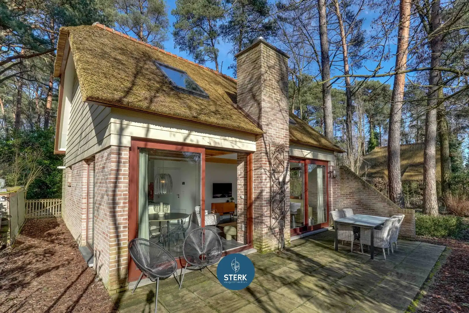 CHARMANTE BOSWONING IN HET VIJVERDORP TE REKEM, VLAKBIJ MAASTRICHT ! foto 3