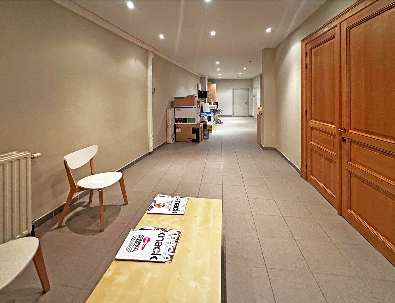 Opbrengsteigendom (praktijk + 2 appartementen) in Wijnegem centrum te koop! foto 27