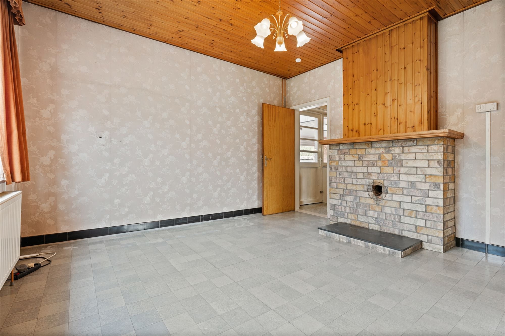 WONING VAN 200M² EN GROTE TUIN VAN 24A11CA TE KERMT foto 8