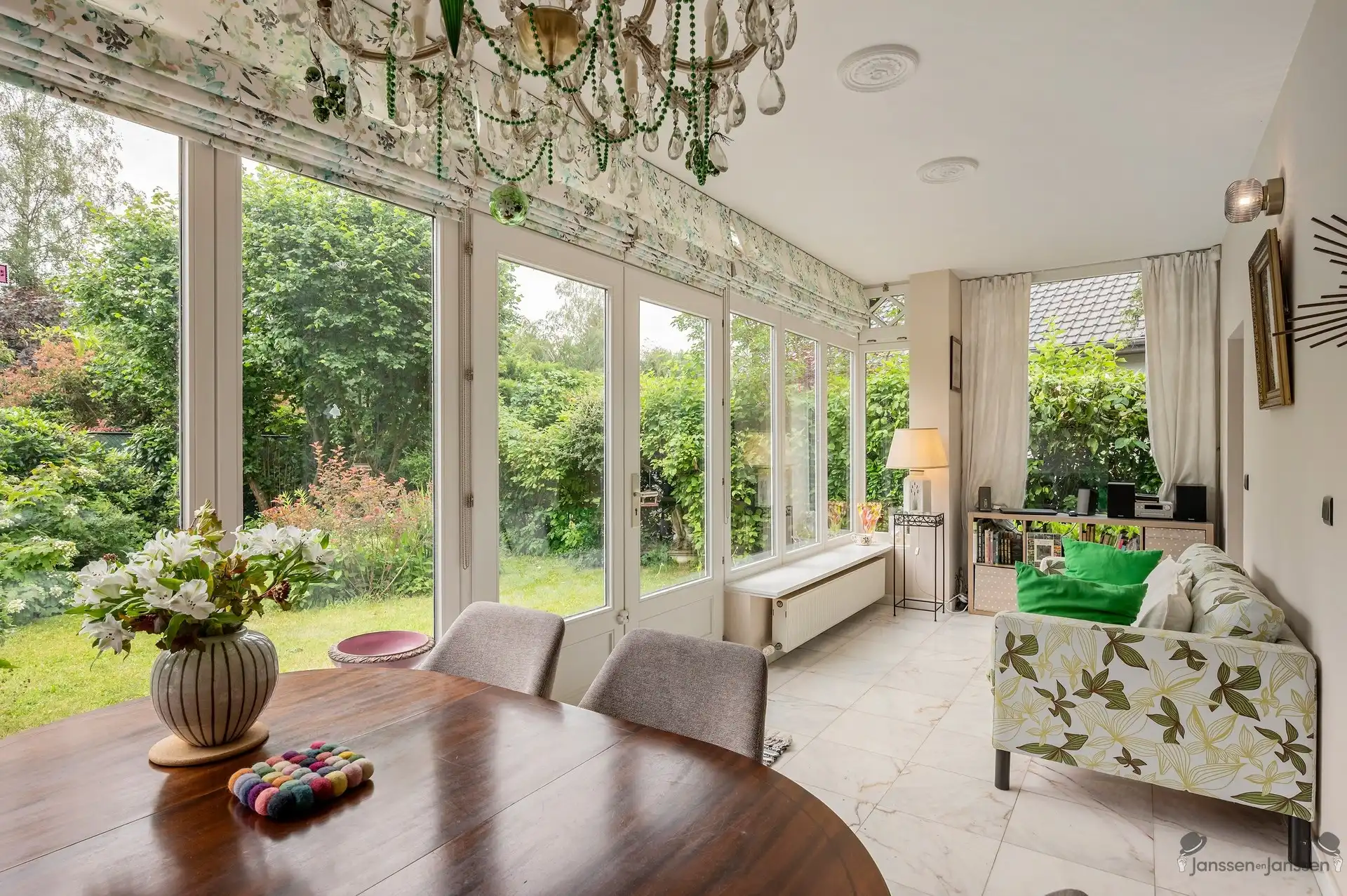 Wonen tussen licht en groen | Charmante villa met 5 slaapkamers in één van de mooiste lanen van Brasschaat foto 9